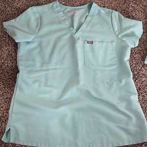 Figs Catarina scrub top in neon blue size small
